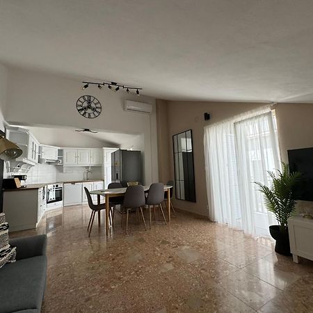 Hotel Buenavista Beach House Trogir Mastrinka Exterior foto